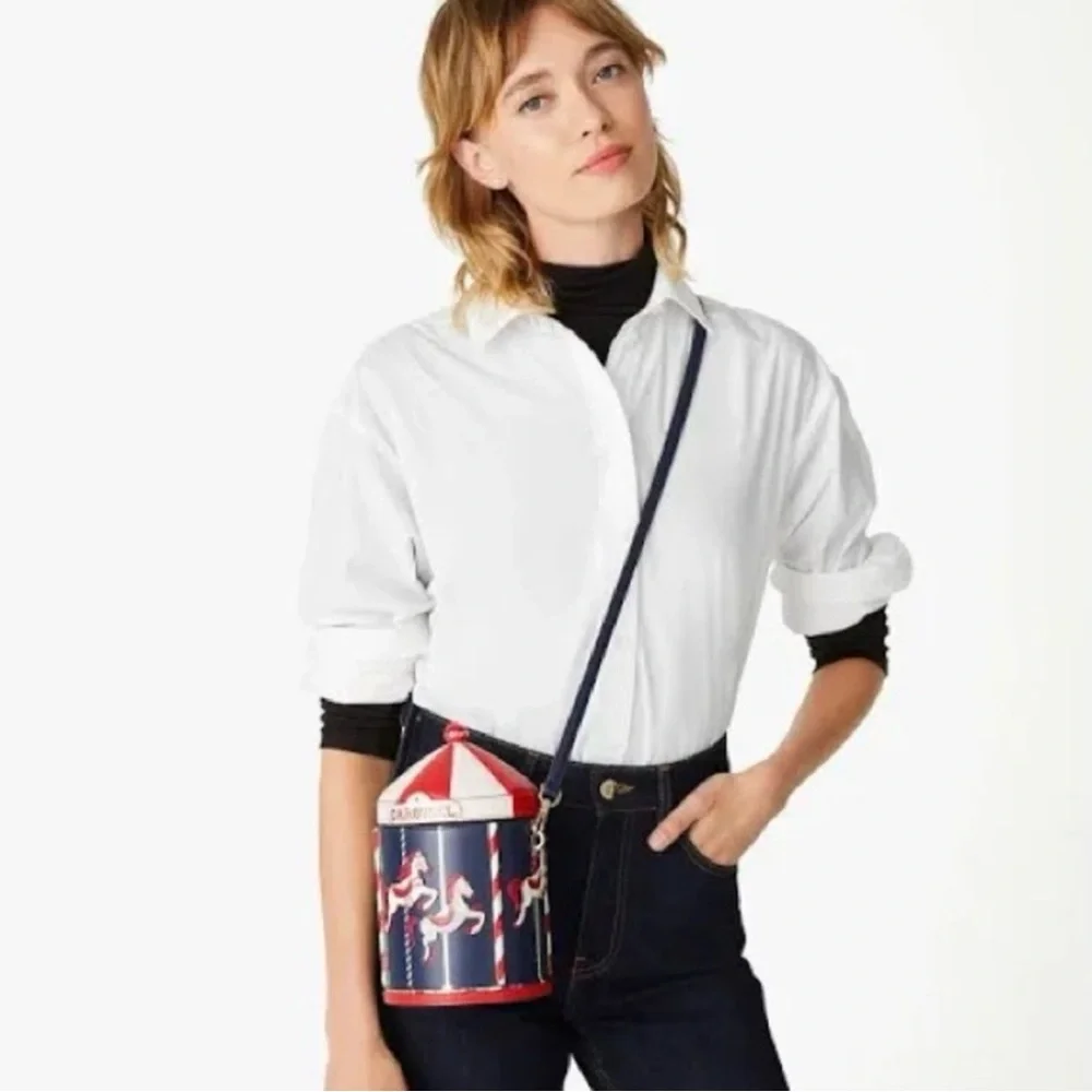 Kate Spade Red and Navy Carousel Crossbody Bag NWT - Picture 4 of 5